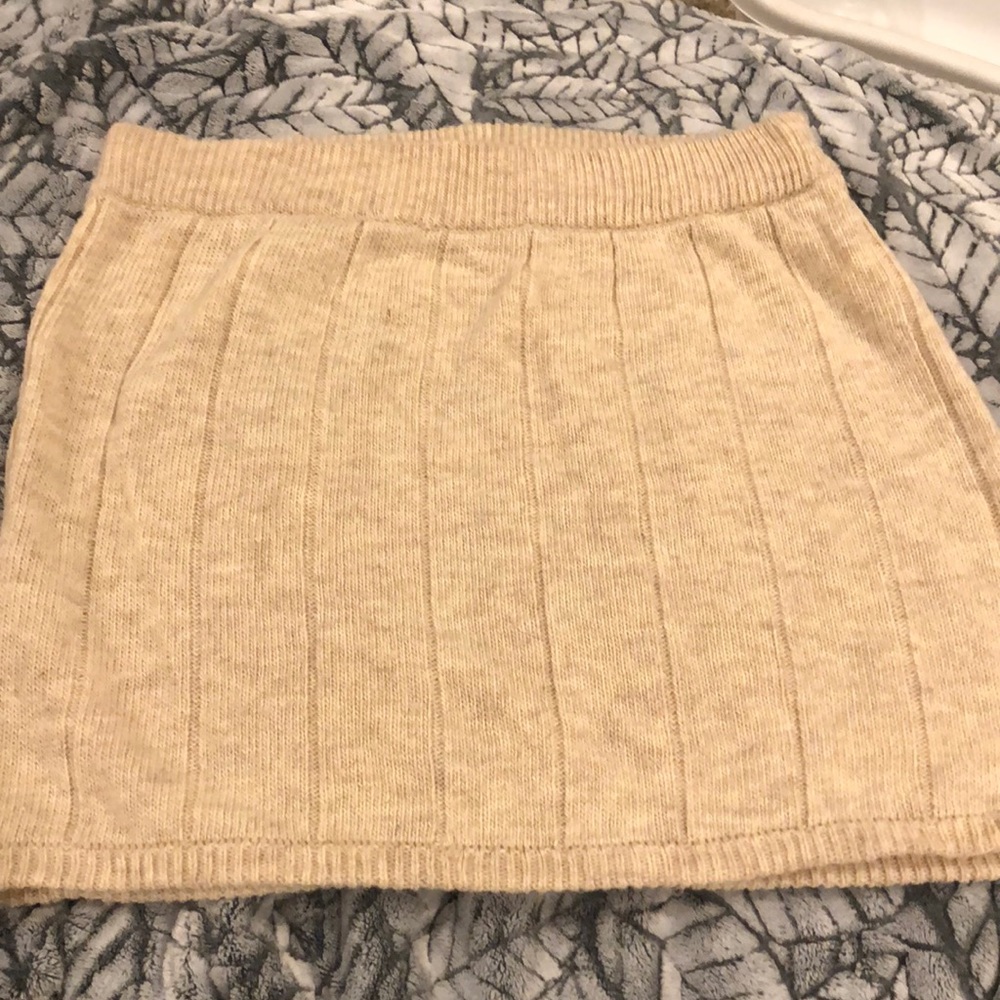 H&M knit skirt